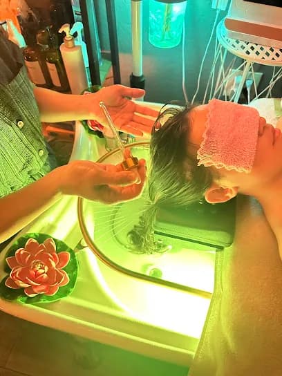 Thai Massage & Head Spa - Head Spa