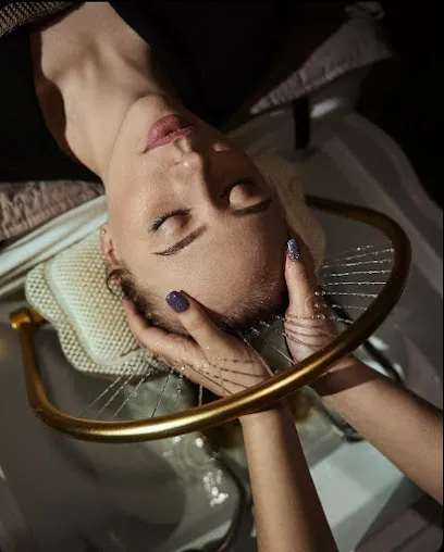 Auralumina Head Spa - Head Spa