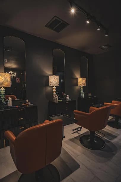 Scalp Bar Naples - Head Spa