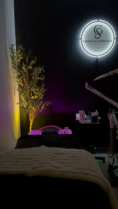 Grissell Sanchez Beauty Studio and Head Spa - Head Spa