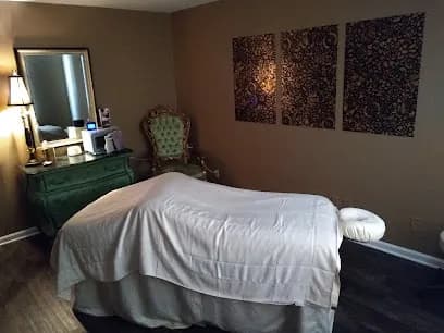 Revive Day Spa & Boutique - Head Spa