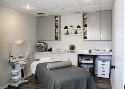 Bella Lash Studio - Head Spa