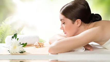 Charles David Salon & Spa - Head Spa