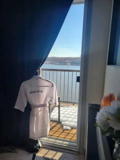 Barbara Ann Spa and Wellness - Head Spa