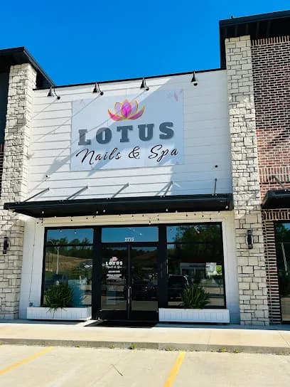 Lotus Nails & Spa - Head Spa