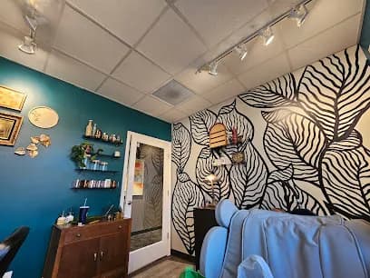 Many Moons Salon & Headspa - Head Spa