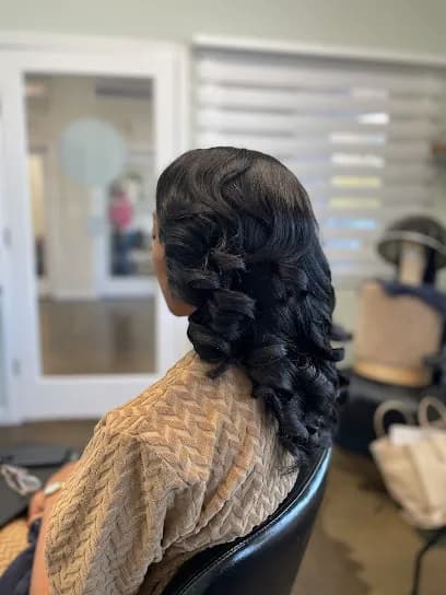 The Curl Exchange - Head Spa