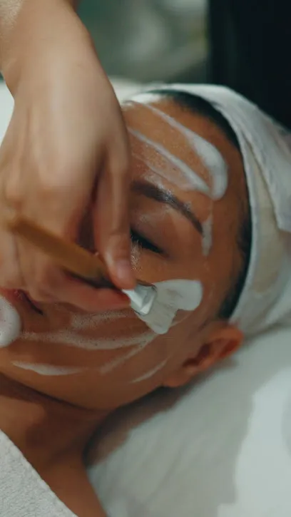 Kinayi Med Spa - Head Spa