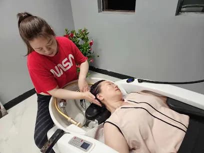 Happy Moon Spa - Head Spa