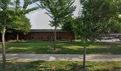 ÜSHE Kollective HairSalon and Head Spa - Head Spa