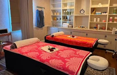 Oriental Massage & Spa - Head Spa