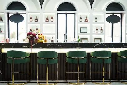 VSL Nail Spa II at Indian Lake - Head Spa