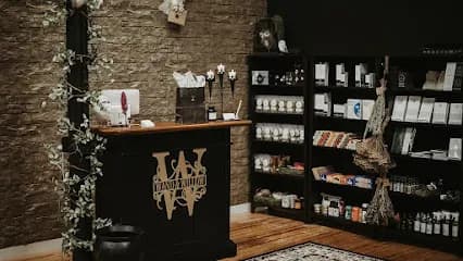 Wand & Willow Day Spa - Head Spa