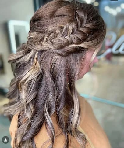 Velvet Edge Hair Spa - Head Spa