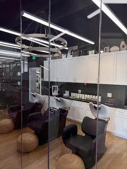 SoCo Head Spa & Blow Dry Bar - Head Spa