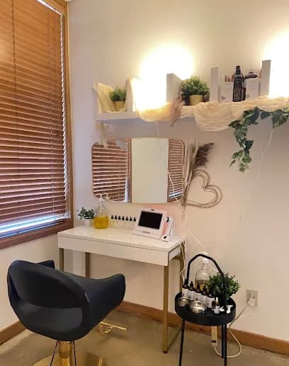 WOO HEADSPA & SKINCARE - Head Spa