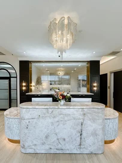 MaVie Med Spa - Desert Color - Head Spa