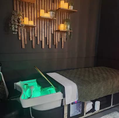 Renewal Room Head Spa and Blowout Bar - Head Spa