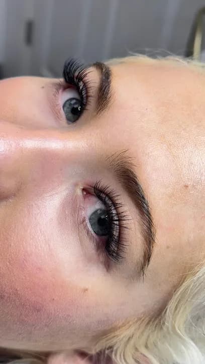 Christina Studio Spa & CHR Academy - Head Spa